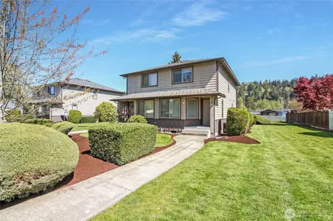 216 Varner Ave SE #1 & 2, Orting, WA 98360 photo 2