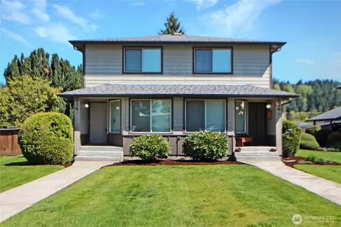 214 Varner Ave SE #1 & 2, Orting, WA 98360