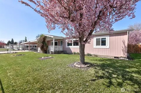150 Four Hls, Yakima, WA 98908