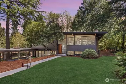 17128 2nd Ave SW, Normandy Park, WA 98166