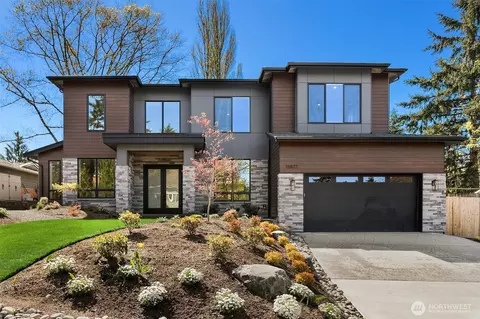 15827 SE 4th St, Bellevue, WA 98008