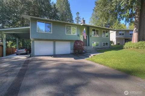 19013 Glen Haven Ct NE, Poulsbo, WA 98370