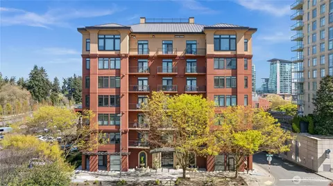 1106 108th Ave NE #704, Bellevue, WA 98004
