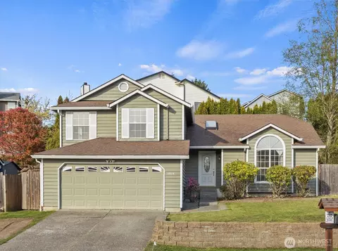 12614 SE 223rd Dr, Kent, WA 98031