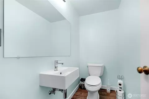Bath - 8813 Valhalla Dr, Everett, WA 98208 photo 3 of 3