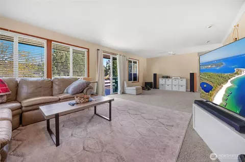Living - 8813 Valhalla Dr, Everett, WA 98208 photo 1 of 4