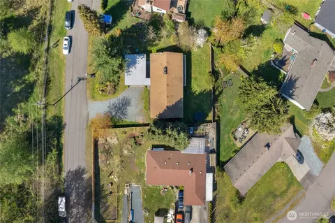 View/Area - 8813 Valhalla Dr, Everett, WA 98208 photo 3 of 5
