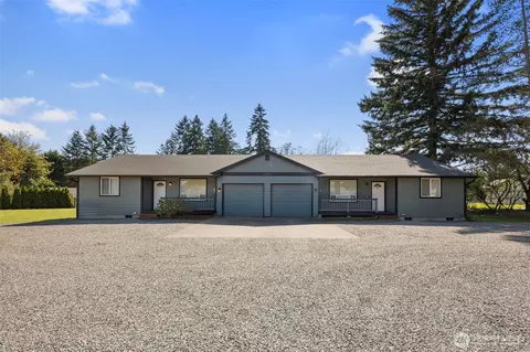 22424 S Prairie Rd E, Bonney Lake, WA 98391