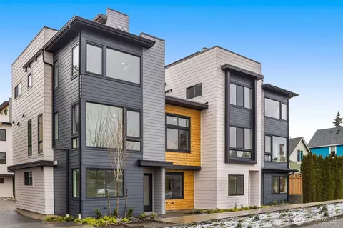 9221 B 14th Ave NW, Seattle, WA 98117