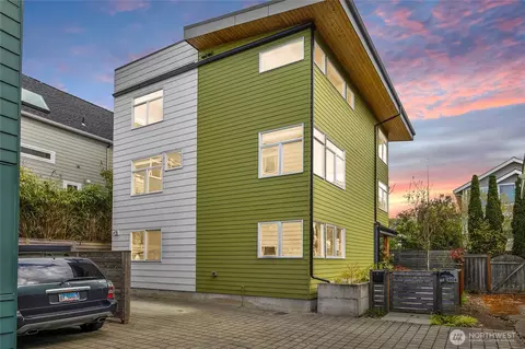 4424 Phinney Ave N, Seattle, WA 98103