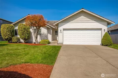 4782 N Golf Course Dr, Blaine, WA 98230