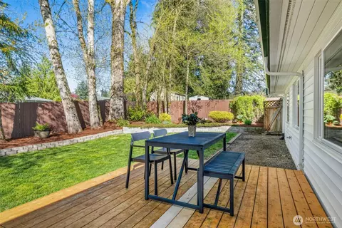 Exterior - 7 W Beech St, Everett, WA 98203 photo 6 of 13