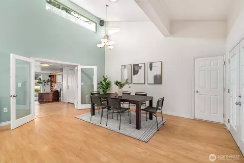 Dining - 7 W Beech St, Everett, WA 98203 photo 2 of 3