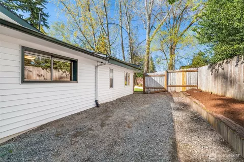 Exterior - 7 W Beech St, Everett, WA 98203 photo 13 of 13