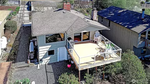 374 Alder St, Camano Island, WA 98282