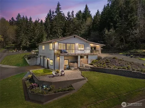 2020 Summit Lake Shore Rd NW, Olympia, WA 98502