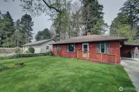 262 SW 116th St, Seattle, WA 98146