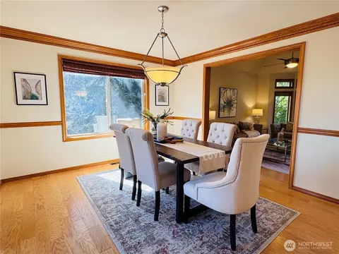 Dining - 19626 110th Pl NE, Bothell, WA 98011 photo 1 of 1