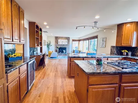 Kitchen - 19626 110th Pl NE, Bothell, WA 98011 photo 1 of 6