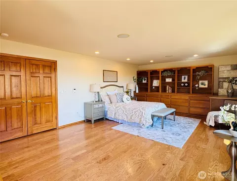 Bedroom - 19626 110th Pl NE, Bothell, WA 98011 photo 1 of 2
