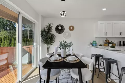 Dining - 16 197th St SE, Bothell, WA 98012 photo 3 of 3