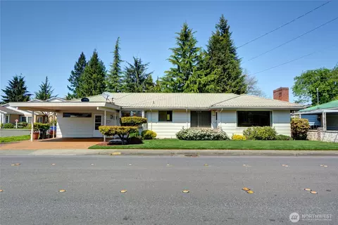 1905 Grove St, Marysville, WA 98270