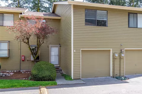 111 NW Columbia Dr #A6, Oak Harbor, WA 98277