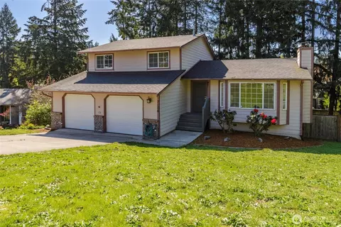 7106 161st Street Ct E, Puyallup, WA 98375