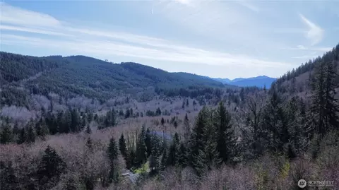 50215 146th Ave E, Eatonville, WA 98328