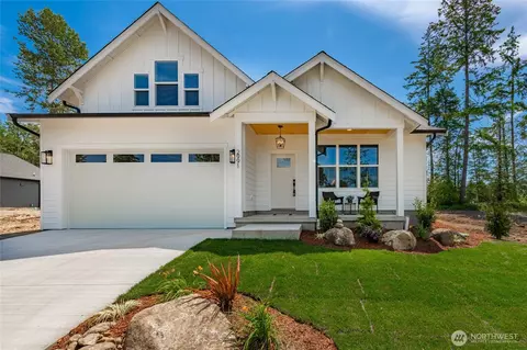 2991 Oleander Ln, Blaine, WA 98230