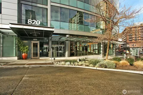 820 Blanchard St #1810, Seattle, WA 98121