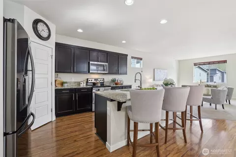 12226 SE 293rd St, Auburn, WA 98092