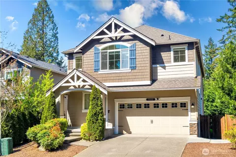 7522 NE 166th St, Kenmore, WA 98028