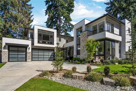 12038 SE 51st St, Bellevue, WA 98006