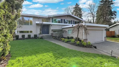 11021 SE 10th St, Bellevue, WA 98004