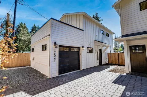 12522 2nd Ave NE, Seattle, WA 98125