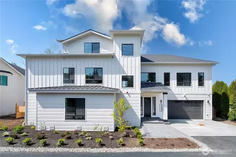 12803 SE 44th Pl, Bellevue, WA 98006