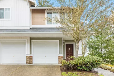 21082 40th Pl S #G5, Seatac, WA 98198