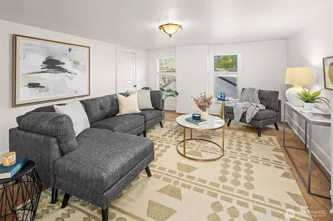 Living - 923 23rd Ave E, Seattle, WA 98112 photo 4 of 4