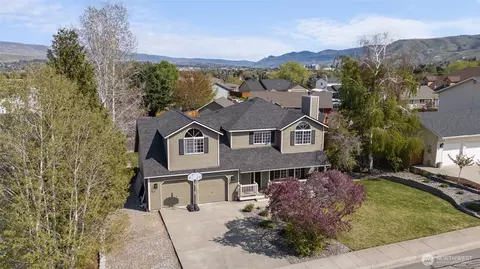 611 Chinook Dr, Wenatchee, WA 98801