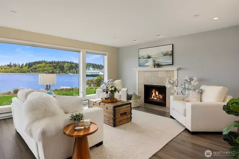 428 Harborview Dr SE #114, Bainbridge Island, WA 98110