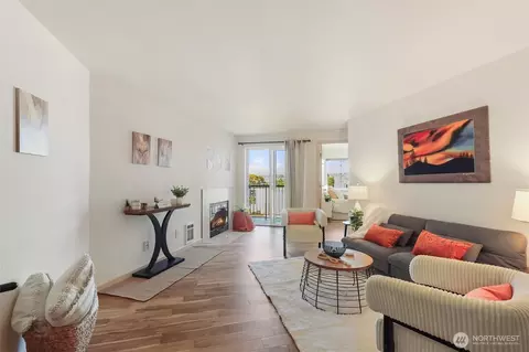 3045 20th Ave W #405, Seattle, WA 98199