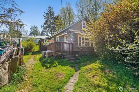 1234 Sherman Ave, Raymond, WA 98577