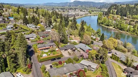 View/Area - 106 Dixie Ln, Longview, WA 98632 photo 3 of 4