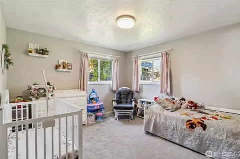 Bedroom - 106 Dixie Ln, Longview, WA 98632 photo 1 of 4