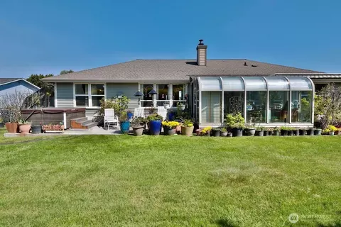 Exterior - 101 Bay View St, Sequim, WA 98382 photo 5 of 17