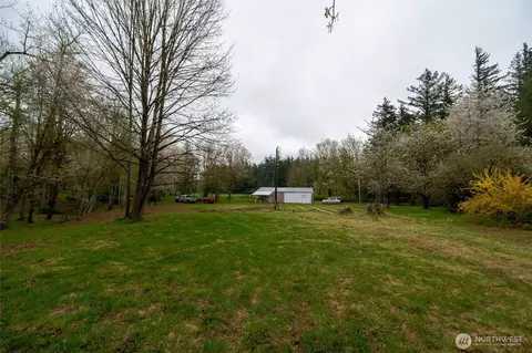 1822 E Pole Rd, Everson, WA 98247