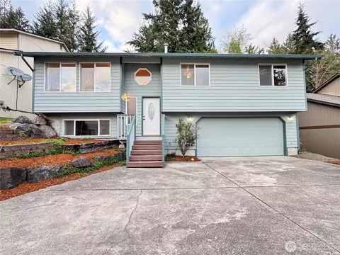 4569 Knute Anderson Rd NW, Silverdale, WA 98383