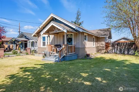 909 Okanogan Ave, Wenatchee, WA 98801