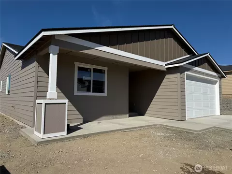 2321 Noah St SE, East Wenatchee, WA 98802